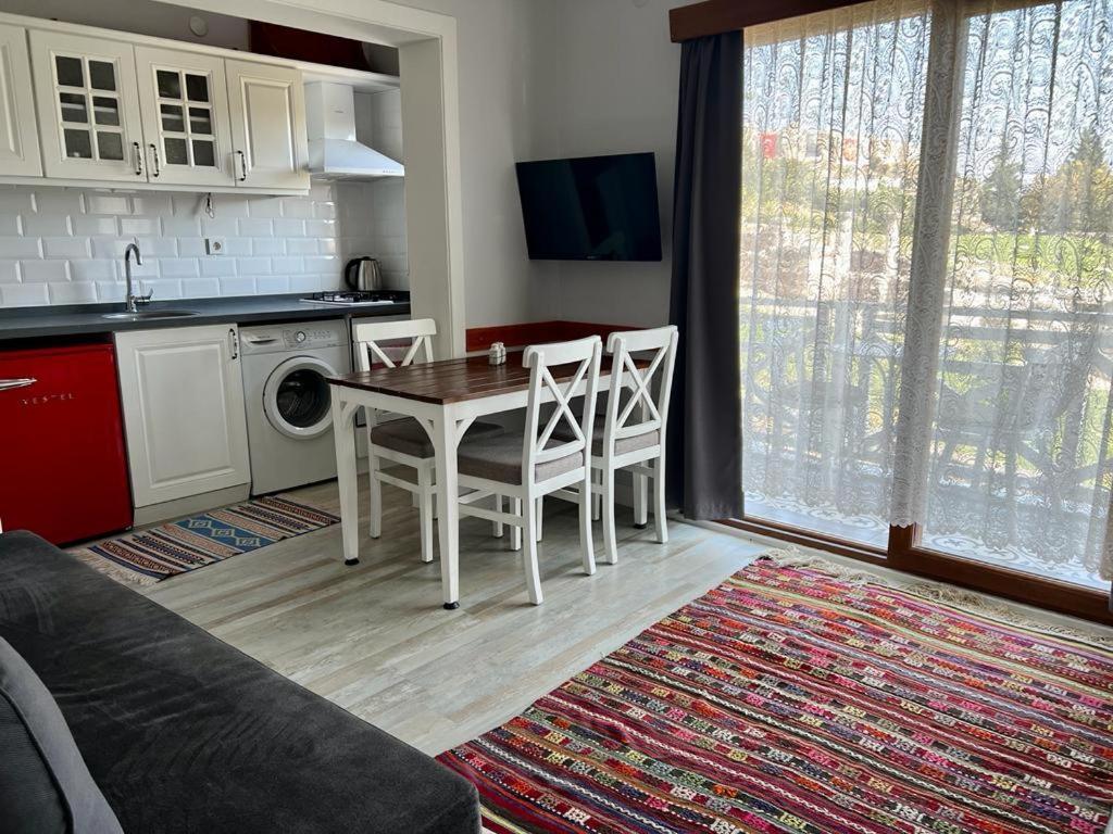 Ephesus Selcuk Castle View Suites Экстерьер фото